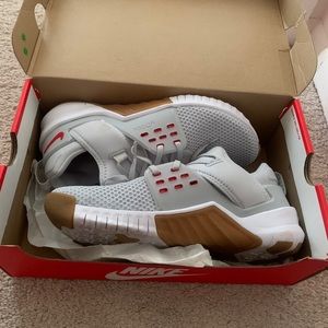 Nike men sneakers ! Steal